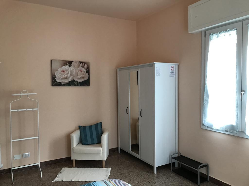 Affittacamere Le Rose Imola Ngoại thất bức ảnh